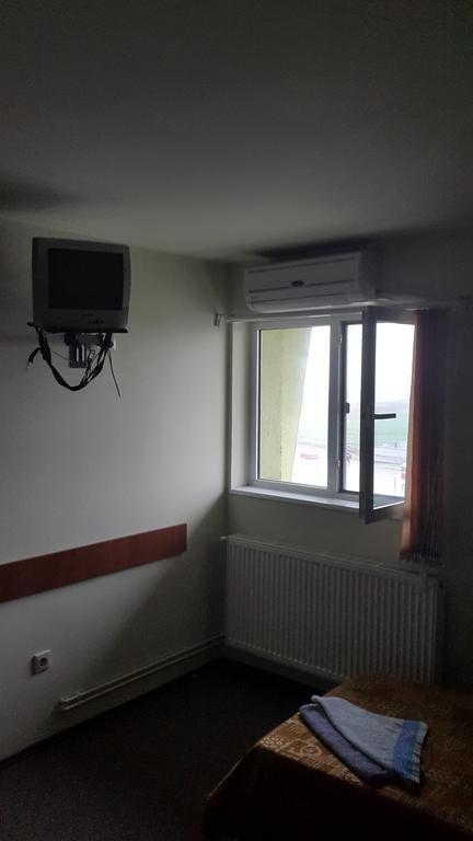 Motel Complex Europa L.G Ploieşti Habitación foto