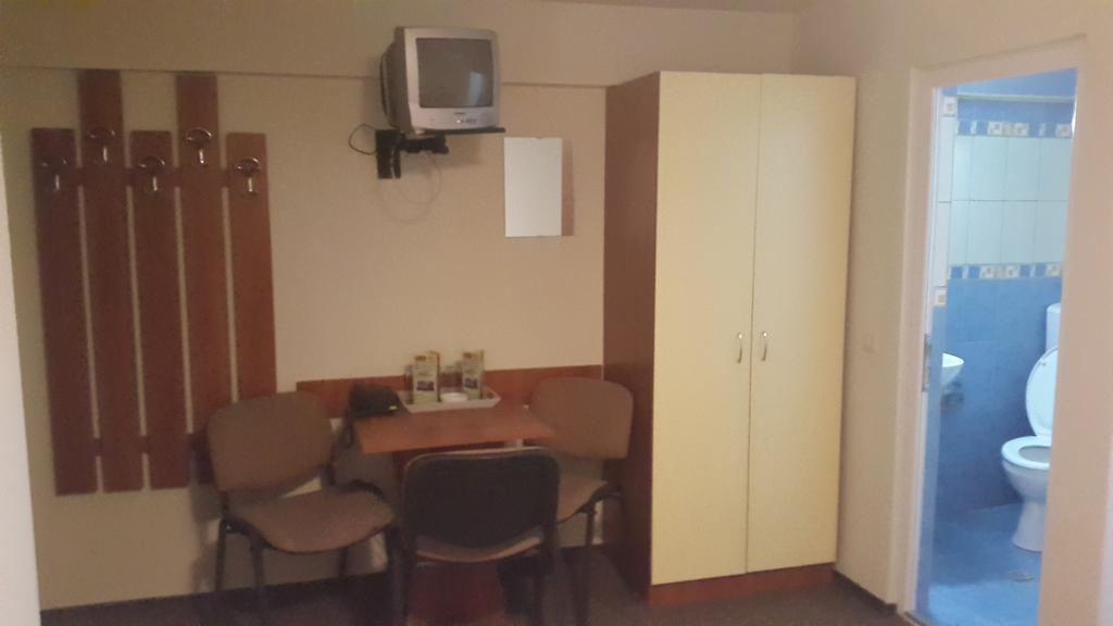 Motel Complex Europa L.G Ploieşti Habitación foto
